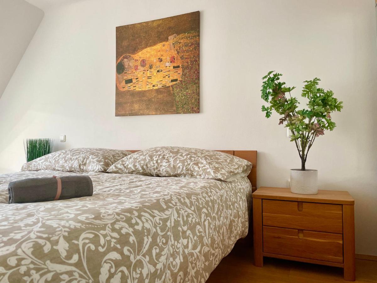 60 M2 Central Rooftop Apartment With Ac فيينا المظهر الخارجي الصورة